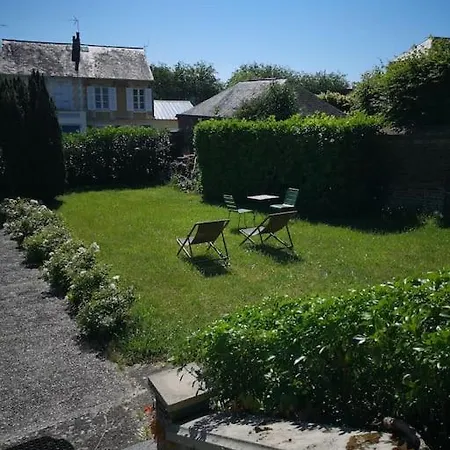 Du Mont Joly, Ecrin De Verdure Proche Mer ! Vila