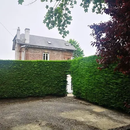 Du Mont Joly, Ecrin De Verdure Proche Mer ! Vila